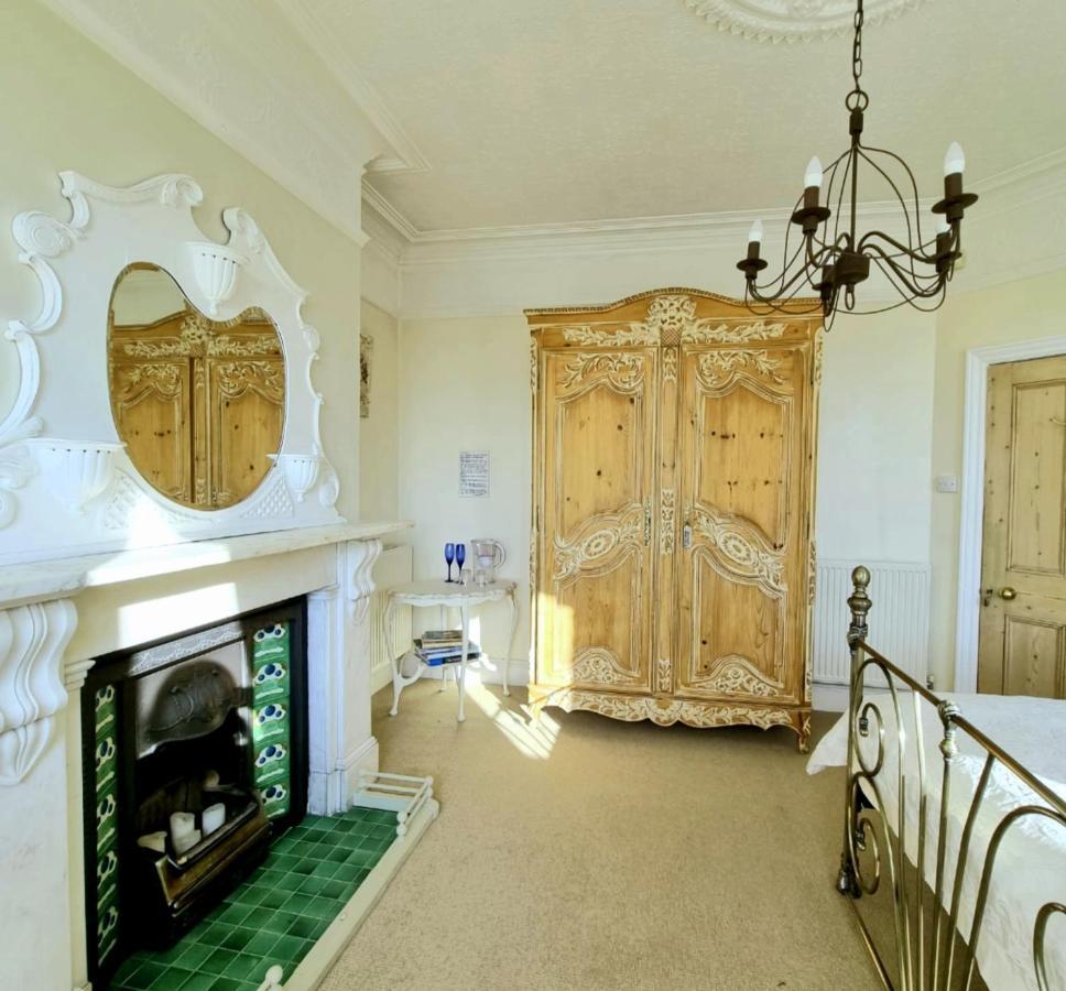 West Hill Retreat Edwardian Balcony Ensuite With Room Served Breakfast & Free Parking ヘイスティングス エクステリア 写真
